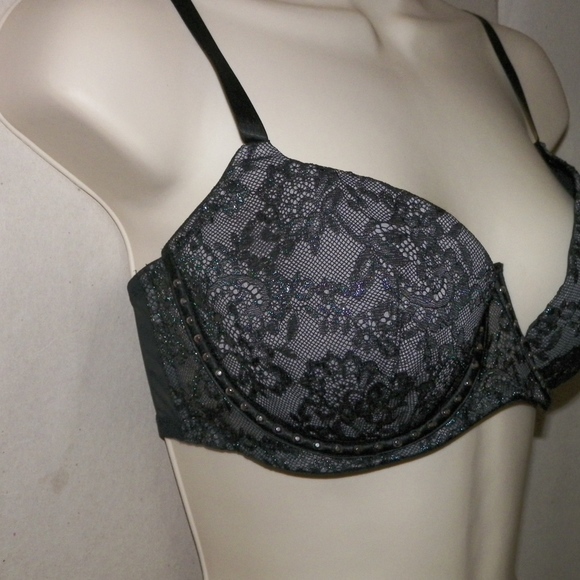 Victoria's Secret Very Sexy Balconet Bra - Picture 2 of 3